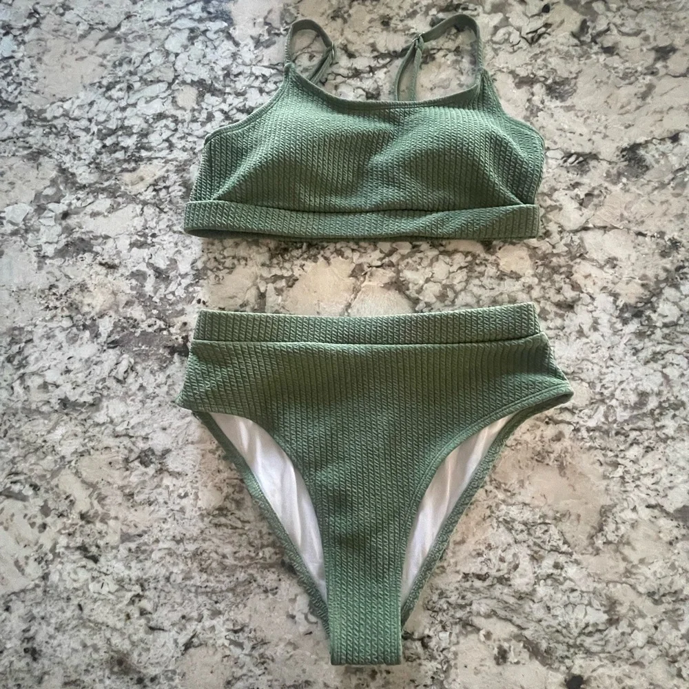 Green Ribbed Bikini Set - Picture 7 of 10
